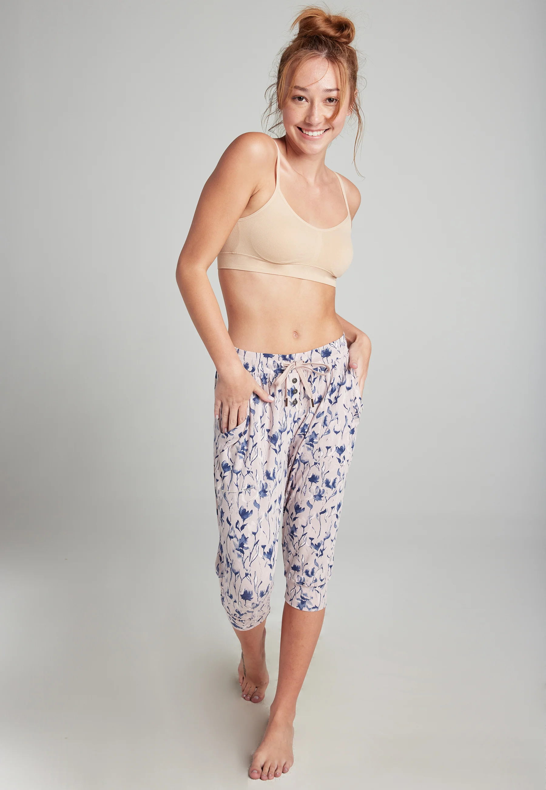 Jockey® Supersoft Lounge Capri - Image 4
