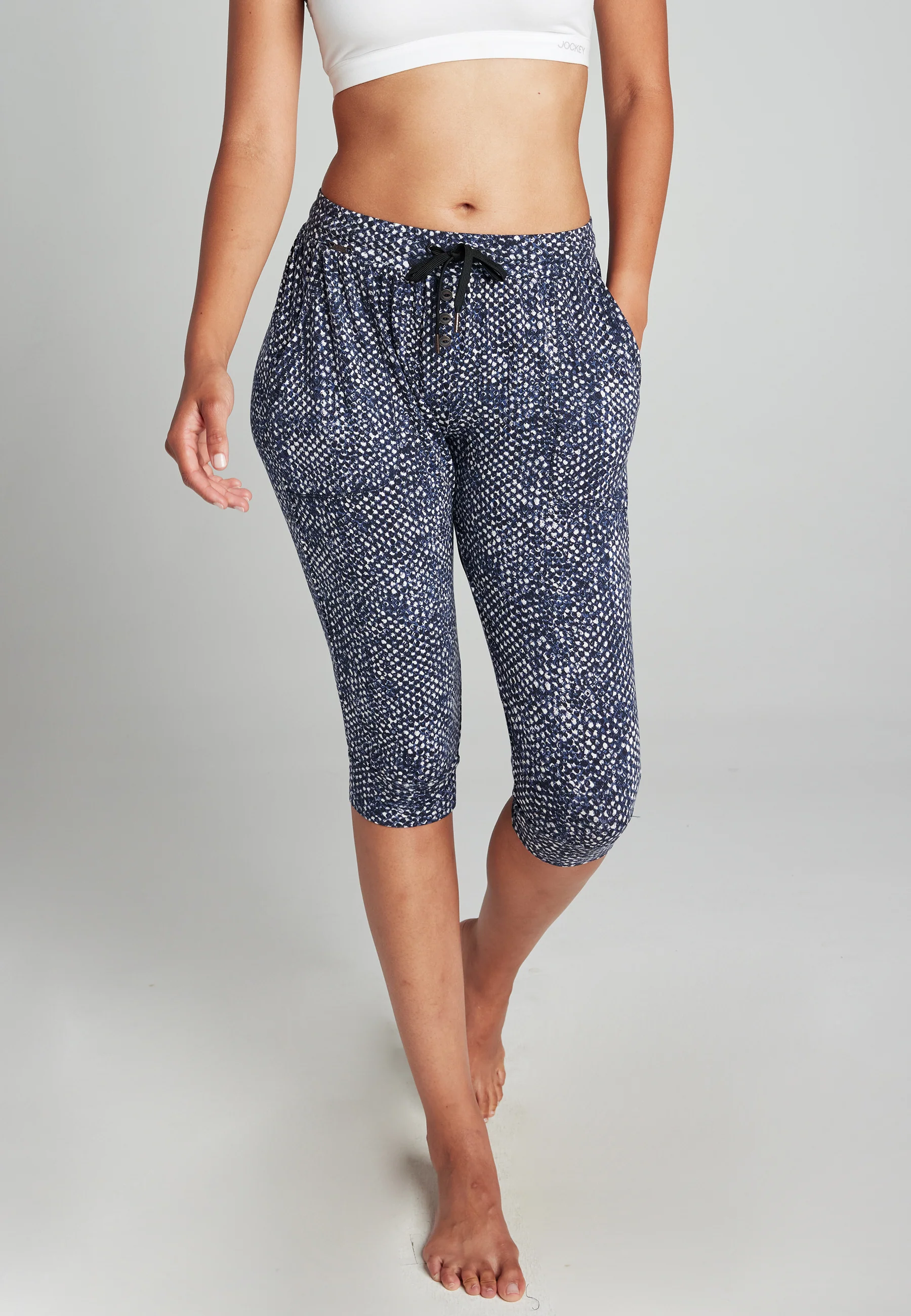 Jockey® Supersoft Lounge Capri - Image 9