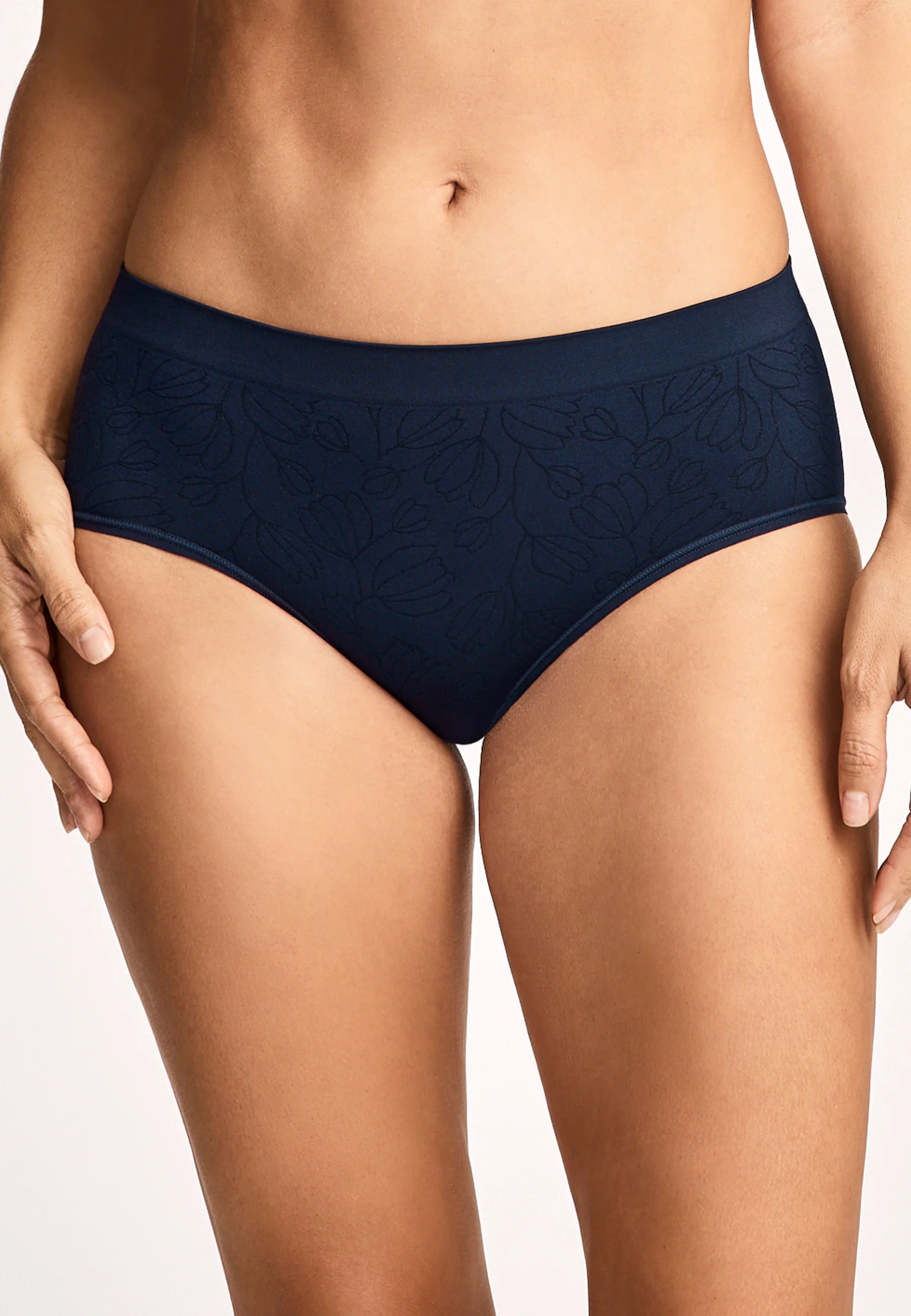 Jockey® Seamfree™ Hipster - Image 24